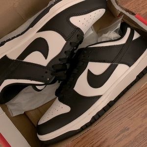 Nike low dunks black and white pandas men’s size 8.5 women’s size 10